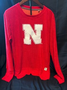 Pressbox Nebraska Cornhuskers Chenille N Red Sweatshirt Women’s Medium